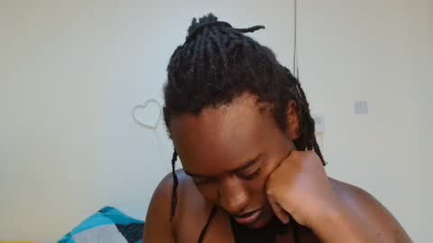 broken_haloo online show from March 28, 5:29 am