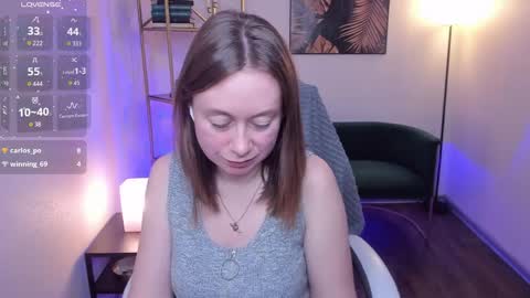 Lady Brooke online show from April 8, 9:17 pm