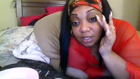 brownroundrenee online show from October 3, 6:13 pm