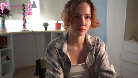 Tess online show from June 23, 2:48 pm