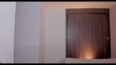 Snapshot of brunnahart chatting on October 2, 7:24 am     online show from October 2, 7:24 am