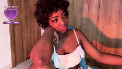 Isa online show from December 14, 7:41 pm