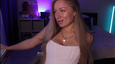 B U N N Y online show from December 14, 3:17 am