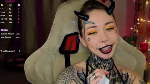 bunnykelly online show from February 27, 7:03 pm