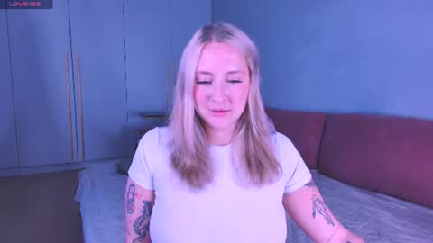 Lissa online show from June 13, 8:06 pm