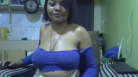 busty kenzi online show from January 6, 7:56 pm