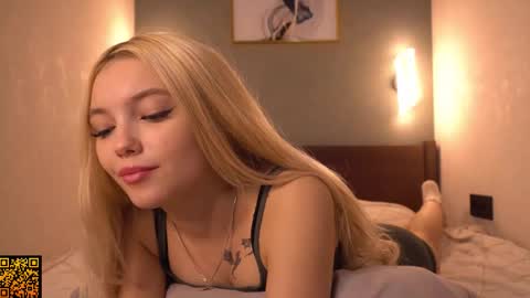 butteflai online show from December 15, 7:57 am