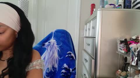 butterfly booty online show from March 14, 1:23 pm