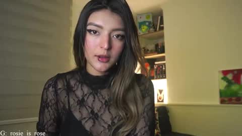 Snapshot of call_me_rosie chatting on February 9, 3:32 am   online show from February 9, 3:32 am