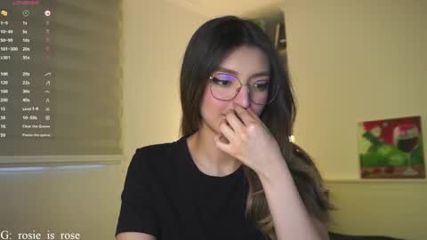 Snapshot of call_me_rosie chatting on January 11, 8:54 pm   online show from January 11, 8:54 pm