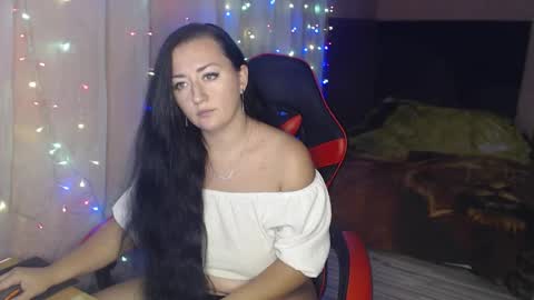 Snapshot of call_me_shaya chatting on October 27, 5:19 pm Shaya online show from October 27, 5:19 pm