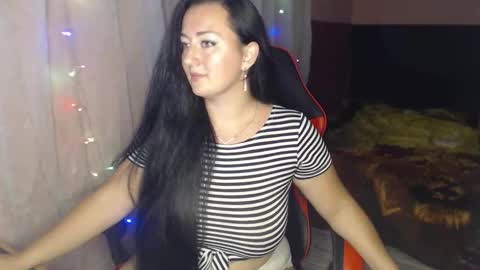 Snapshot of call_me_shaya chatting on October 4, 4:44 pm Shaya online show from October 4, 4:44 pm