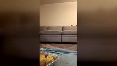 callieodonnell online show from April 21, 5:47 am