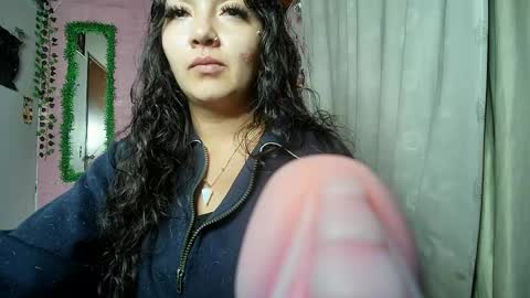 paula online show from April 11, 7:45 am