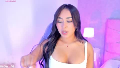 Camelia Smith online show from April 17, 4:03 am