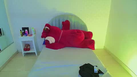 CAMI online show from March 26, 3:36 pm