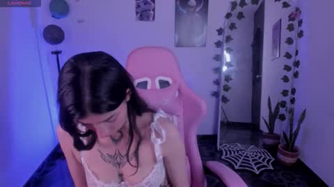 Snapshot of cami_mila99 chatting on September 13, 2:08 am CAMI  online show from September 13, 2:08 am
