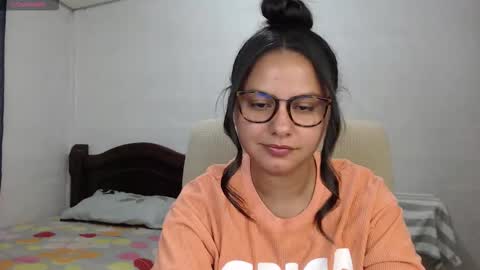 Camila Valbuena online show from March 6, 3:01 am