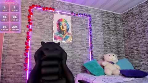 Camila online show from December 11, 8:39 pm