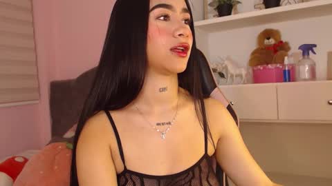 camila online show from February 18, 6:29 pm