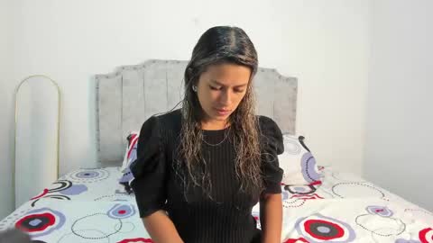   online show from May 11, 10:28 am