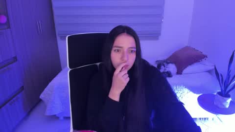  C A M I  online show from February 18, 2:43 am