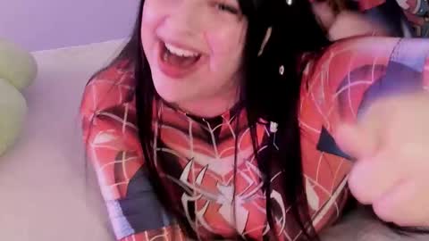 Camila online show from December 15, 1:33 am