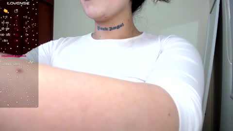 Cami online show from March 28, 5:34 pm