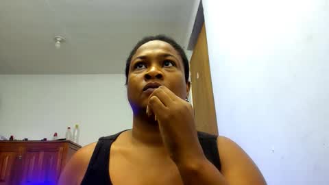 Camila online show from October 25, 10:23 am