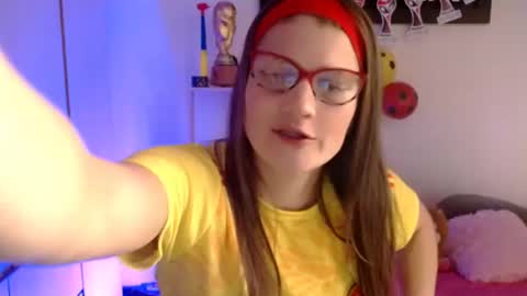 Camila ventura online show from July 1, 12:15 pm