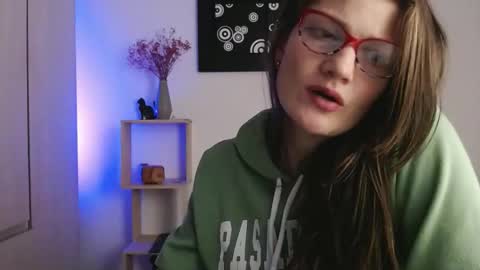 Snapshot of camila_ventura chatting on October 23, 1:44 am Camila ventura online show from October 23, 1:44 am