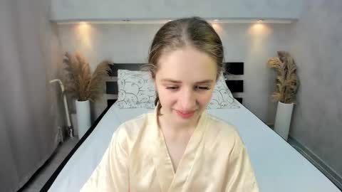 Snapshot of camilla_kelly chatting on October 22, 1:21 am Camilla online show from October 22, 1:21 am