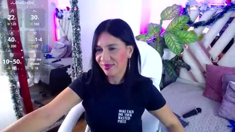 Camille online show from December 18, 10:09 am