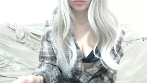 CamilleBunny online show from January 15, 4:29 am