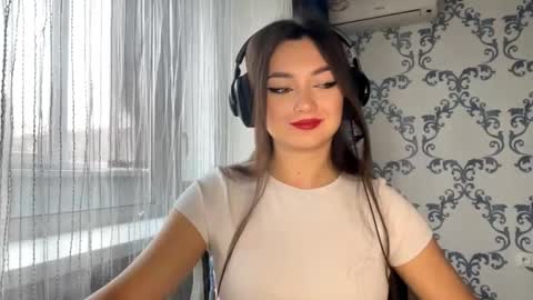 Kate online show from November 12, 8:45 am