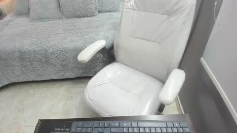 CANDES online show from November 28, 2:31 pm