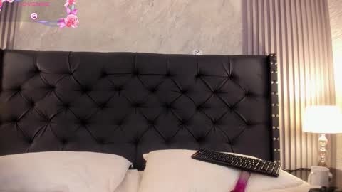 candy__brown1 online show from September 11, 9:48 pm