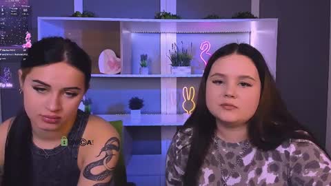 candy flossie1 online show from April 6, 10:33 pm