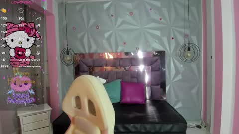 Ania online show from October 22, 11:15 am