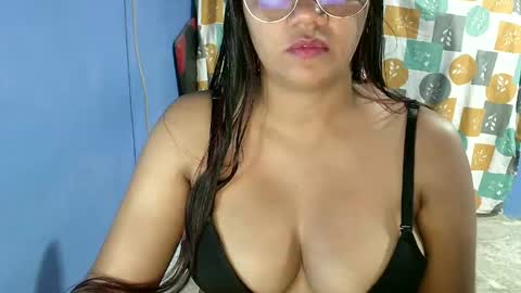 candyflowerlub online show from February 8, 12:39 pm