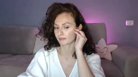 carakat online show from February 1, 10:44 pm