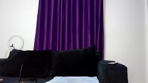 caramel_drip1 online show from February 6, 12:47 am