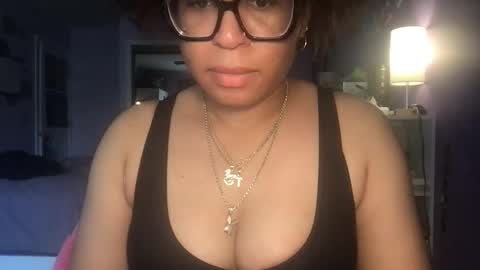 caramelmina online show from April 19, 6:54 pm