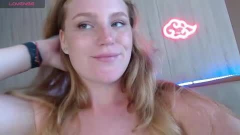 Lana online show from May 8, 5:21 am