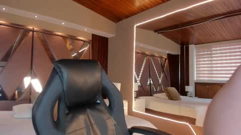 Carina online show from September 23, 12:25 pm