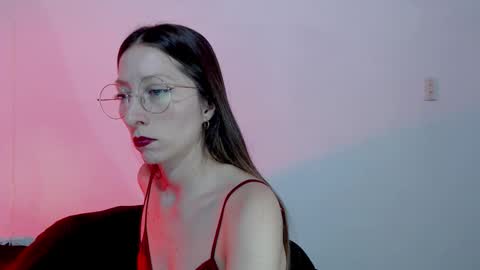 carlin_diaz_ online show from February 1, 10:41 pm