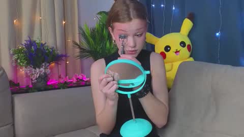 Eva online show from December 4, 7:58 pm