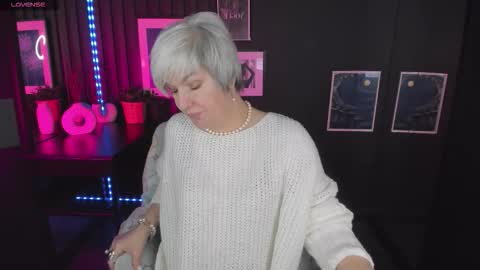 Carmen online show from October 28, 9:08 pm