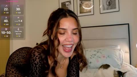 Your fav goddess online show from January 10, 5:12 am