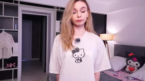 Alice online show from April 21, 5:36 am